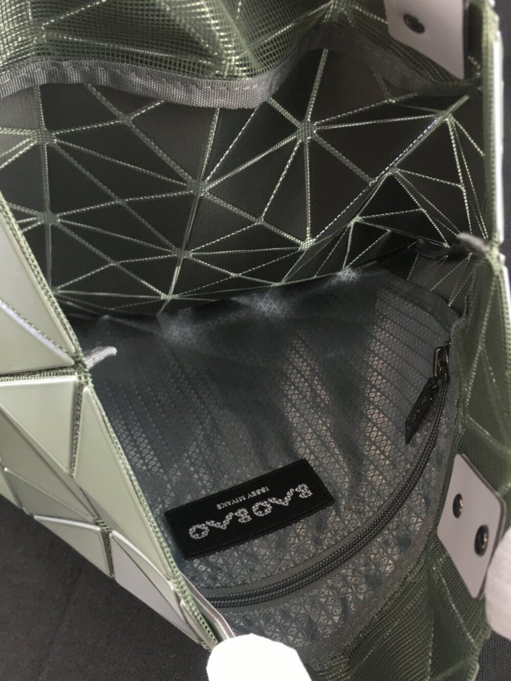 Brand New Issey Miyake Bao Bao Lucent Tote Bag Green - Picture 6 of 10